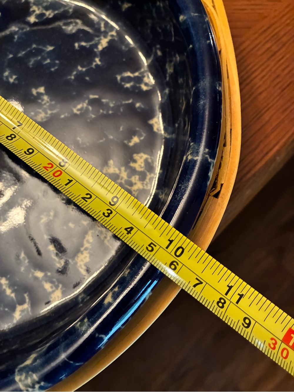 Bennington Potters Baking Dish W/Carrier - Picture 6 of 7